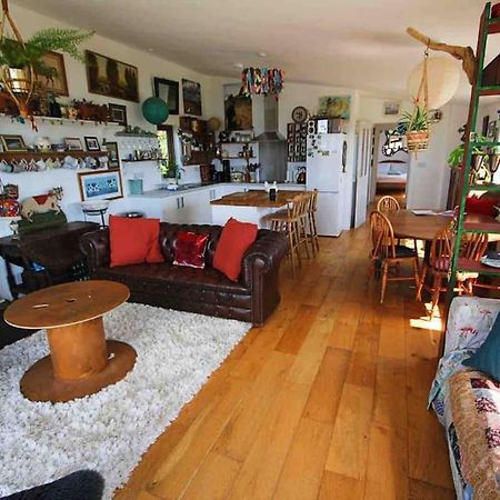 ביוד Spacious Cabin On Isolated Farm With Sea View מראה חיצוני תמונה
