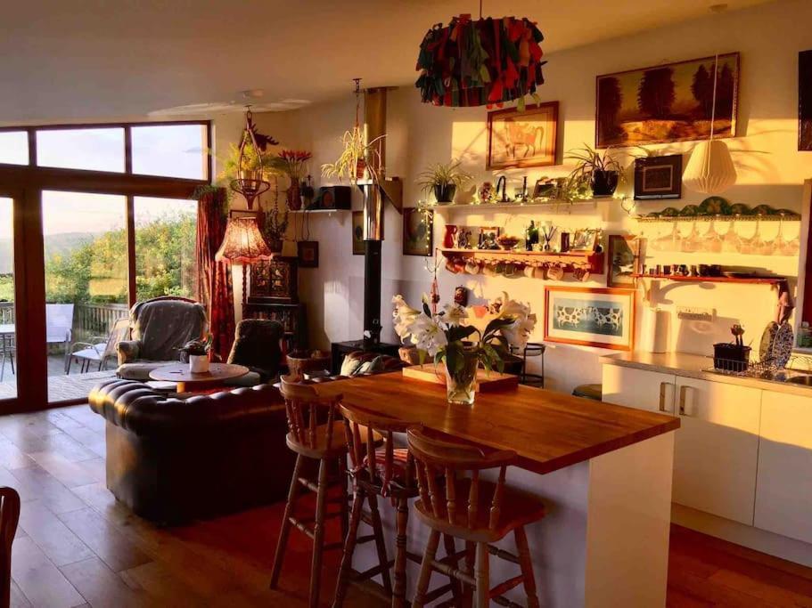 ביוד Spacious Cabin On Isolated Farm With Sea View מראה חיצוני תמונה